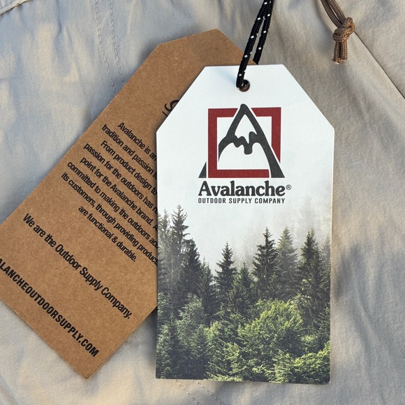 NWT Avalanche kaki / light tan hiking skort / mini skirt, lightweight - Picture 8 of 8